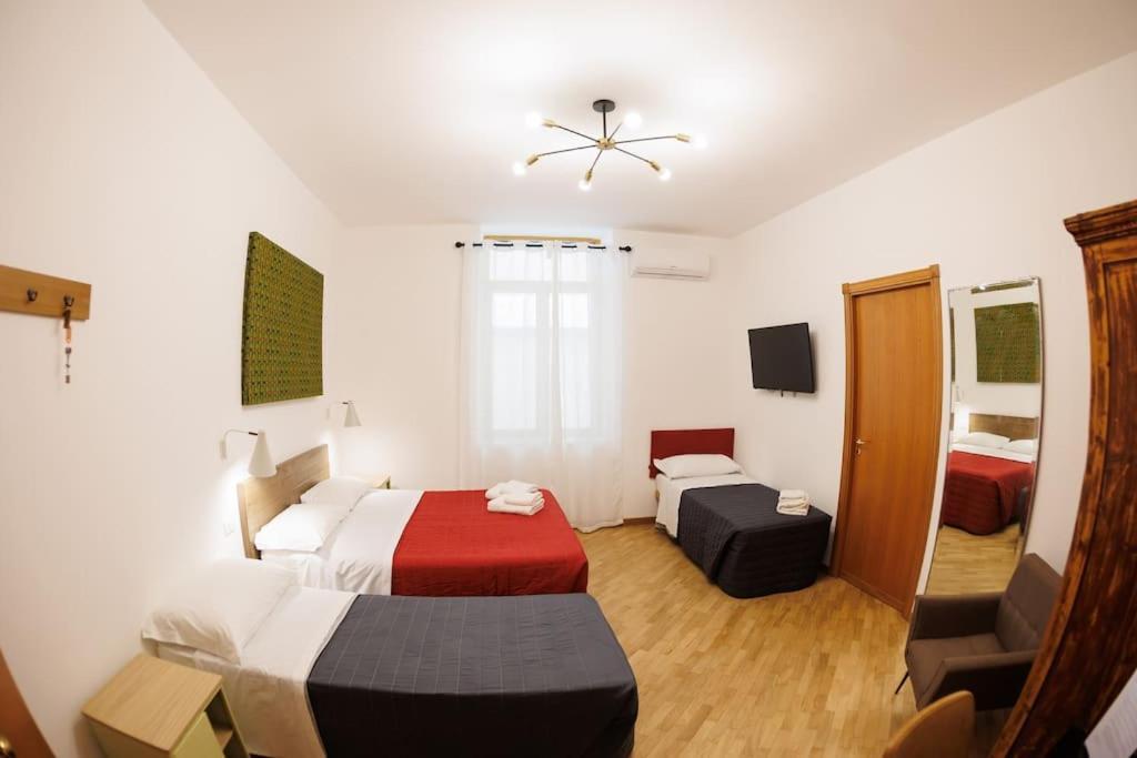 Dante 2 Super Next Metro By Houseinnaples Appartement *